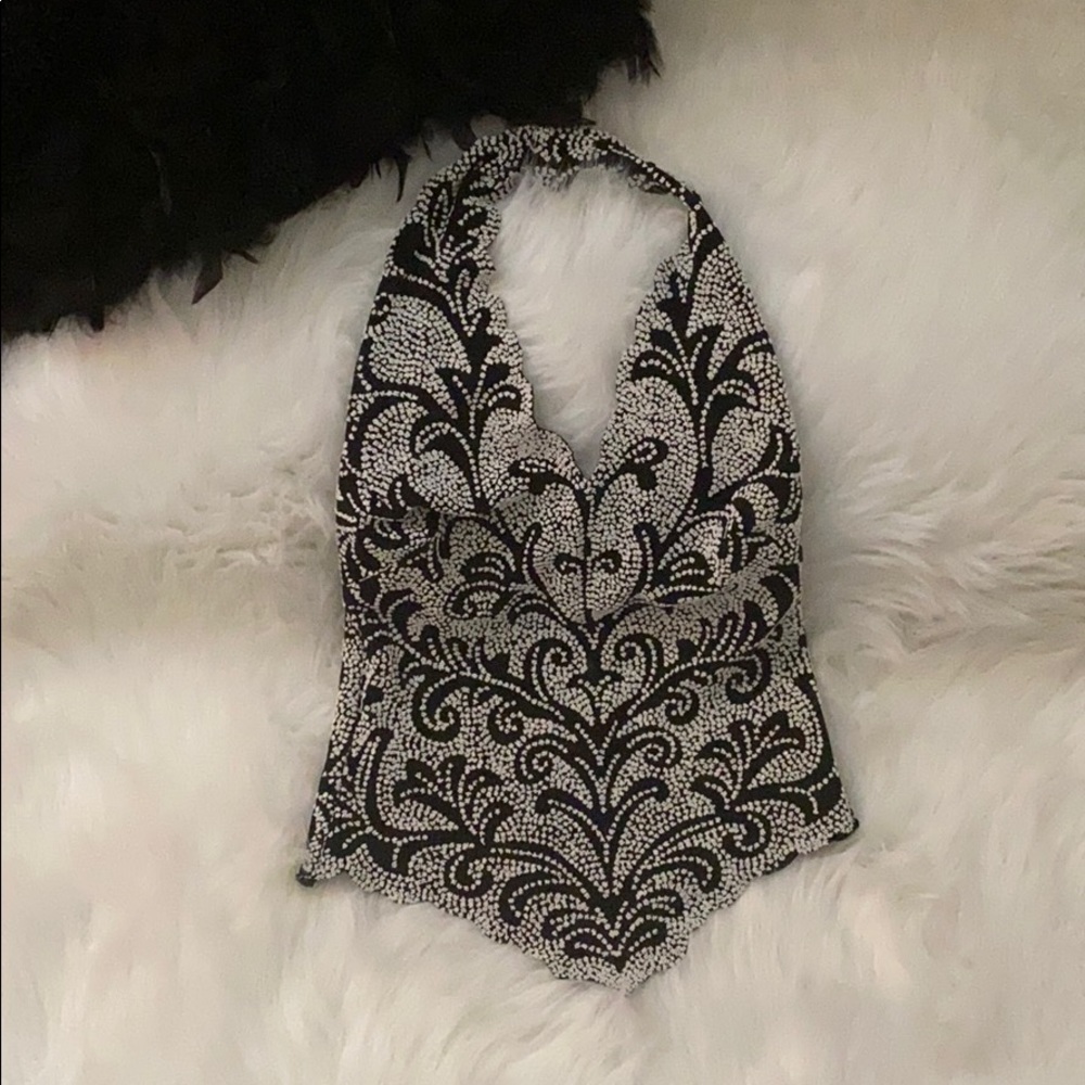 Beautiful detailed black and white halter top.